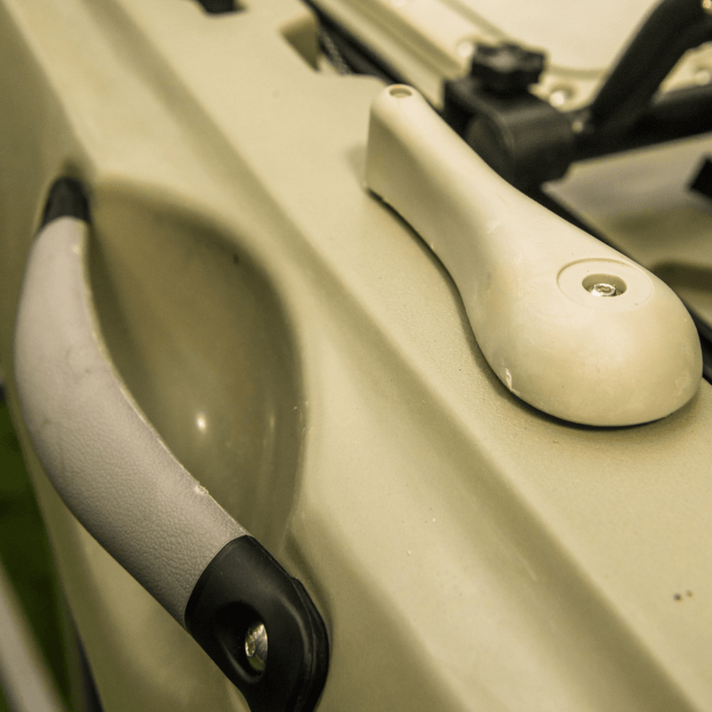 Load image into Gallery viewer, Shad 10'5 Fishing Kayak