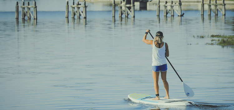 STAND UP PADDLE