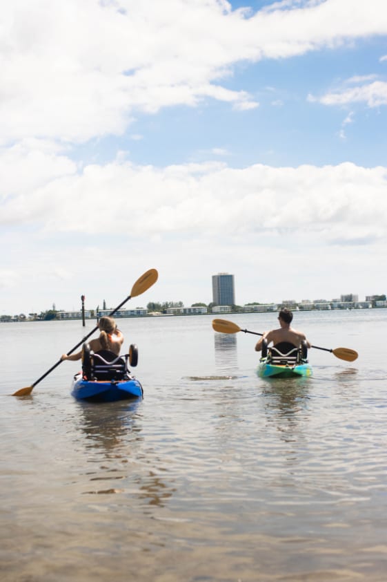 Load image into Gallery viewer, Whale Runner 9'0 Kayak